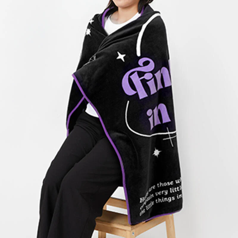 BLACK PURPLE LAP BLANKET MEDIUM