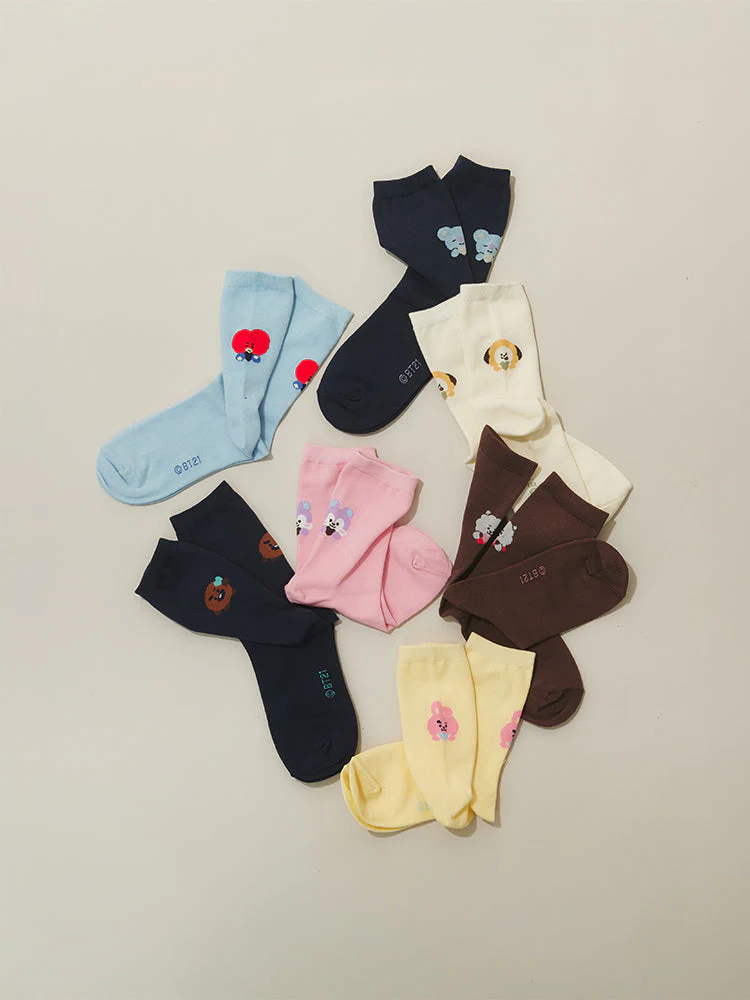 BT21 - BASIC 2025 F/W SOCKS
