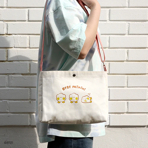 BT21 MININI CANVAS BAG AND POUCH - Image 9
