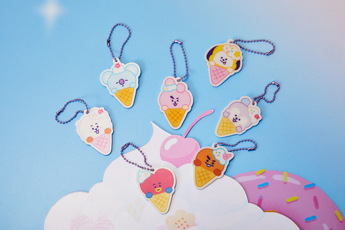 BT21 ON THE CLOUD RENTICULAR KEYRING