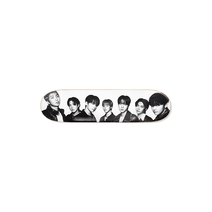 BTS - ARIRANG WORLD TOUR OFFICIAL MD SKATEBOARD