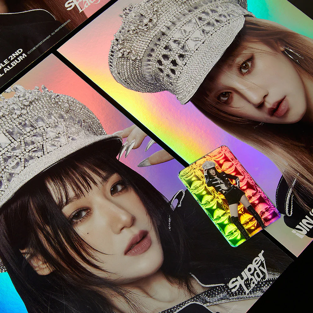 (G)I-DLE - SUPER LADY OFFICIAL MD HOLOGRAM MINI POSTER PHOCARD SET 2 VER. - Image 4