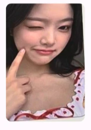 [ONLY PHOTOCARD] LOOSSEMBLE - ONE OF A KIND 2ND MINI ALBUM STANDARD RANDOM - Image 25