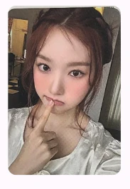 [ONLY PHOTOCARD] LOOSSEMBLE - ONE OF A KIND 2ND MINI ALBUM STANDARD RANDOM - Image 32