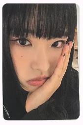 [ONLY PHOTOCARD] LOOSSEMBLE - ONE OF A KIND 2ND MINI ALBUM STANDARD RANDOM - Image 8