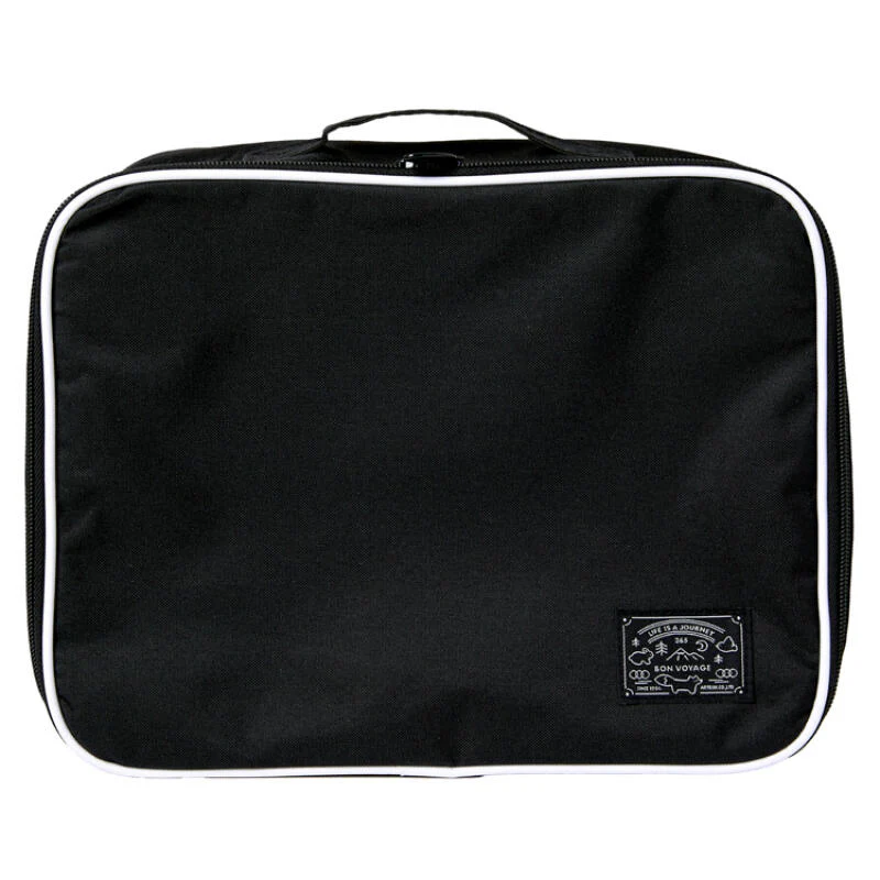 TRAVEL POUCH M